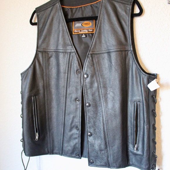 Leather Biker Vest - Picture 1 of 9